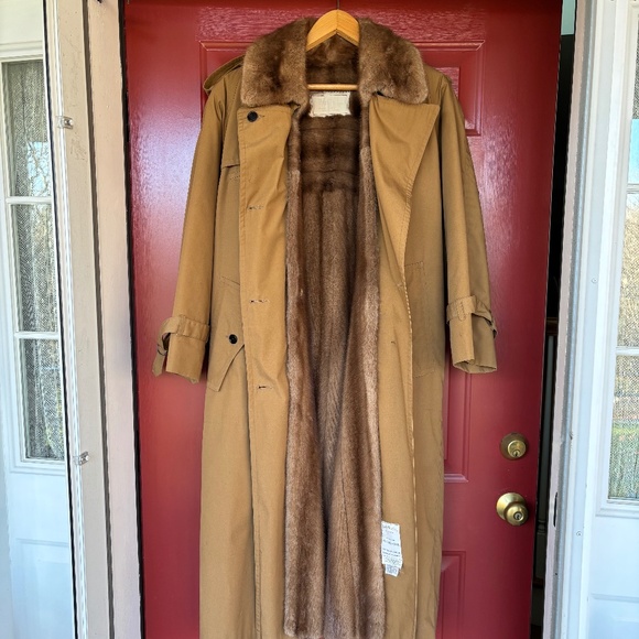 Mink-lined Winter Coat- size 10 - Picture 3 of 9